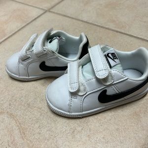 Nike toddler shoes